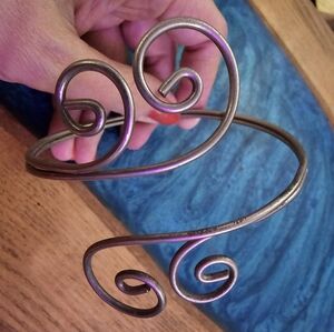 Swirl Upper Arm Cuff